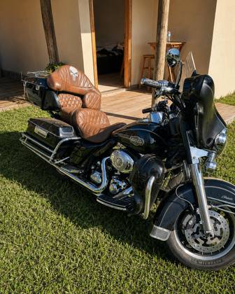 HARLEY-DAVIDSON ULTRA ELECTRA GLIDE CLASSIC 